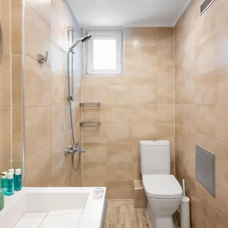 Cozy Nest Near Eagle's Bridge With Workspace By Flat Mаnager *